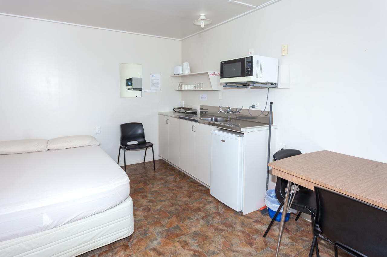 וויטיאנגה Harbourside Holiday Park חדר תמונה